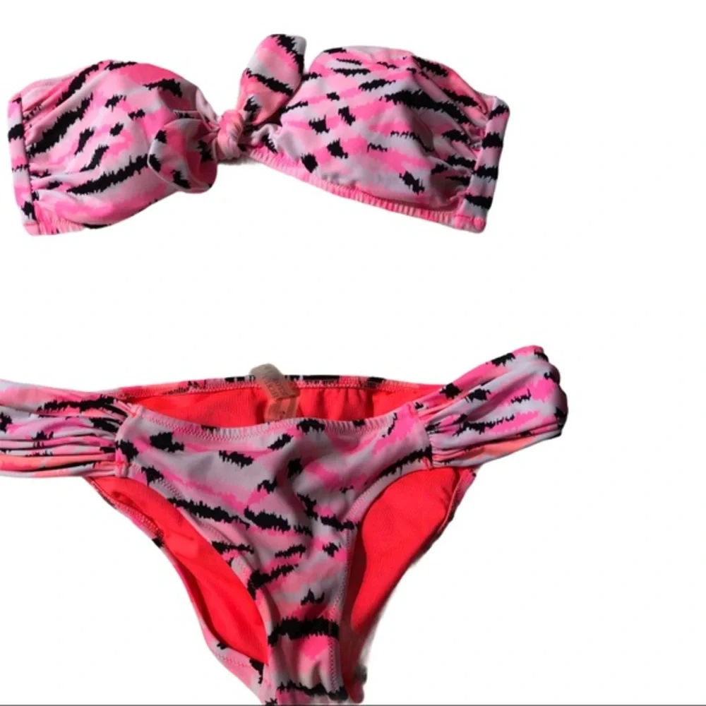 Victoria’s Secret Strapless Swim Set Sz S & XS